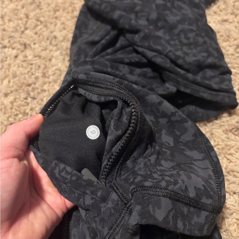 Lululemon Women’s 10 Wild Thing Camo Full Zip Hooded Define Jacket - Picture 5 of 5